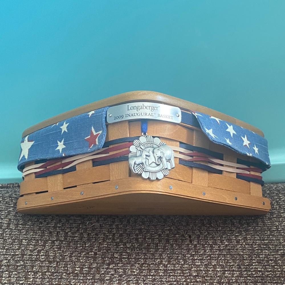 Longaberger Blue and Brown Basket with Star Accents